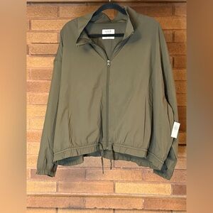NWT Olive Green Old Navy Women's Crop Activewear Jacket